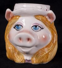 Sigma the Tastesetter Muppets Miss Piggy Sculpted Coffee Mug RARE!